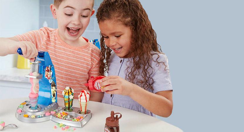 5 juguetes con plastilina Play Doh para niños