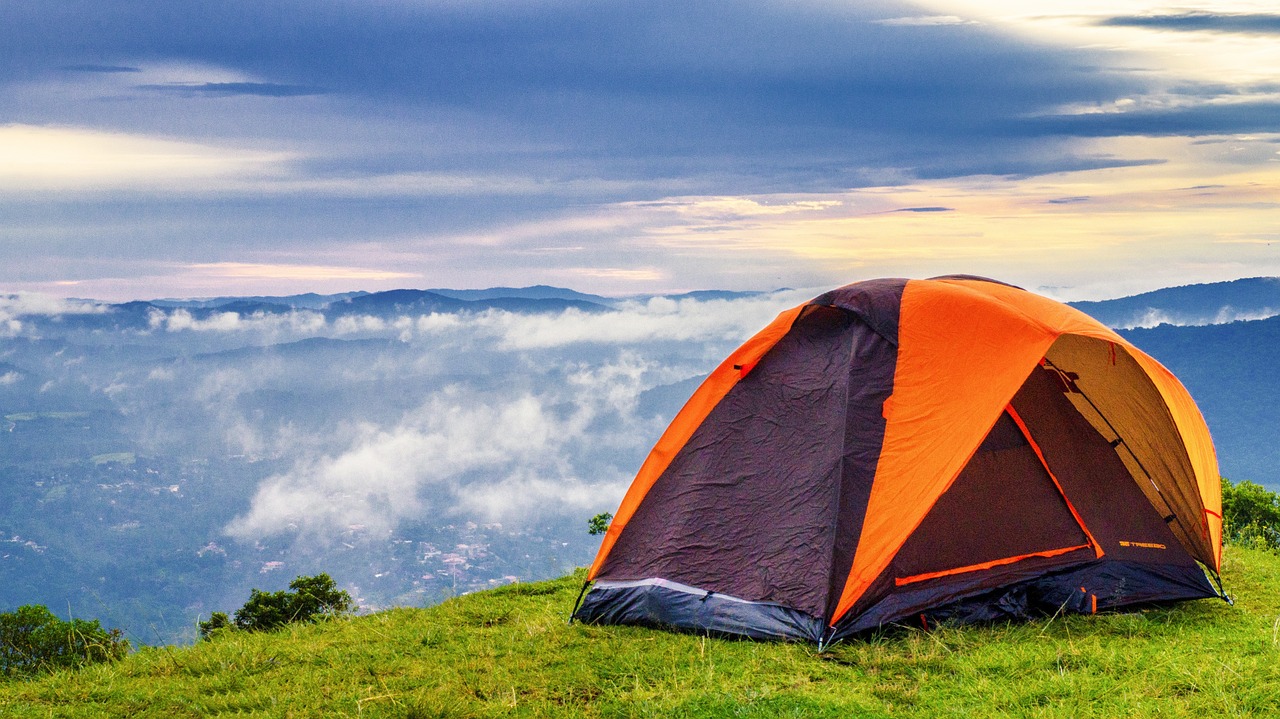 Prepárate para la aventura: 5 tips para acampar fuera de Lima